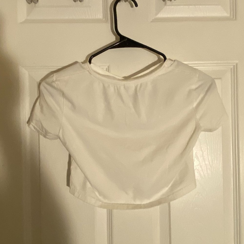 short sleeve solid tee white